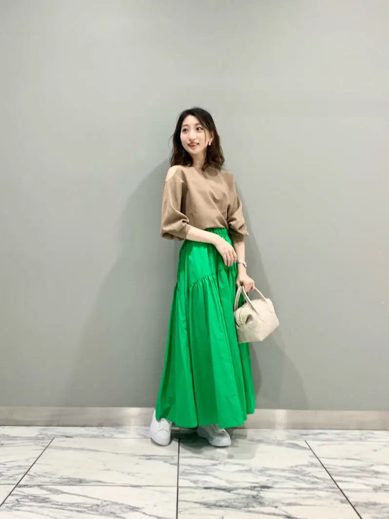 GRACE CONTINENTAL The Banquet eri コーディネート画像