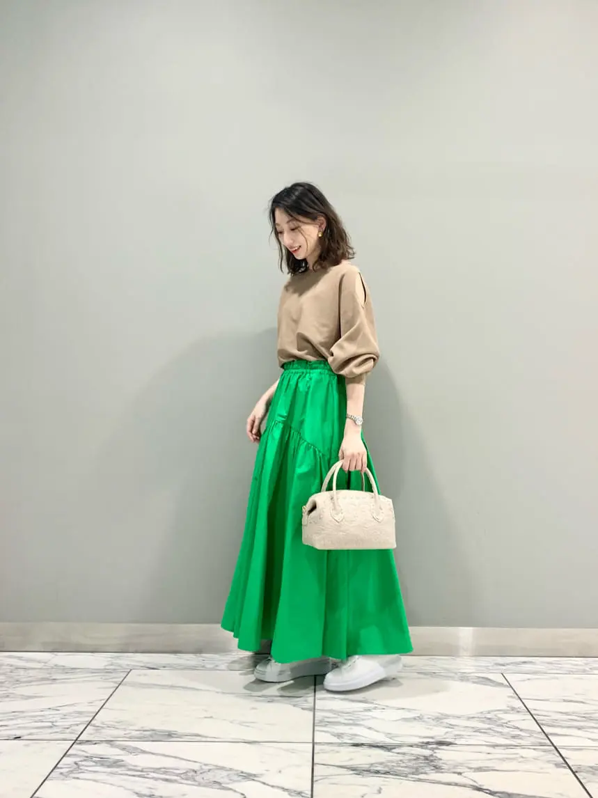 GRACE CONTINENTAL The Banquet eri コーディネート画像