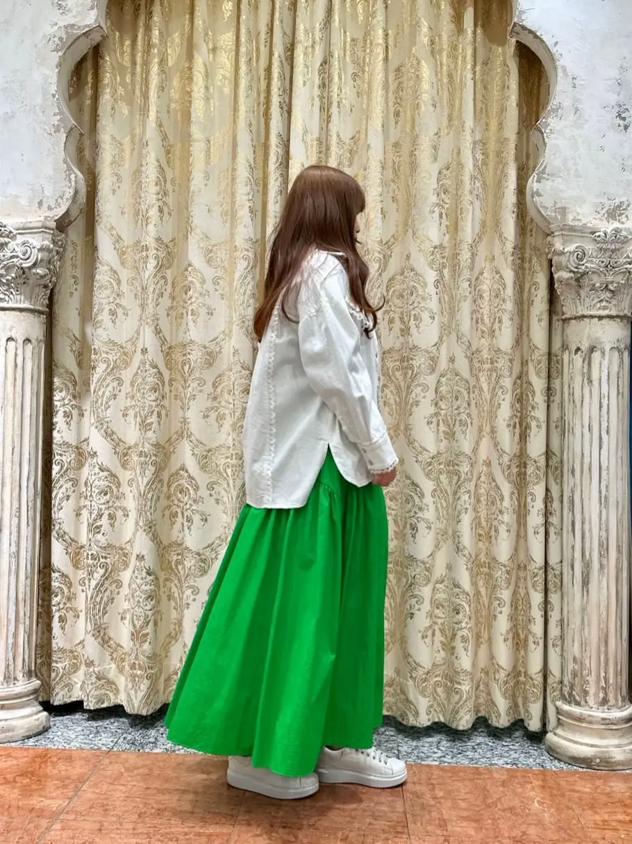 GRACE CONTINENTAL The Banquet 中根　里帆 コーディネート画像