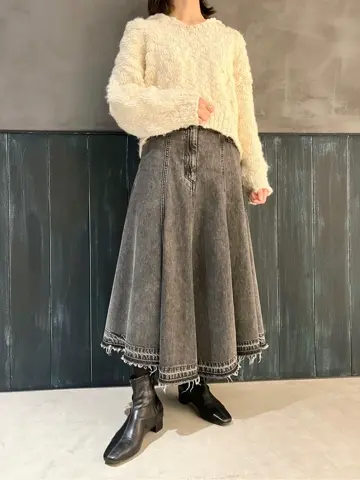 GRACE CONTINENTAL The Banquet yuri コーディネート画像