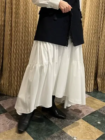 GRACE CONTINENTAL The Banquet yuri コーディネート画像