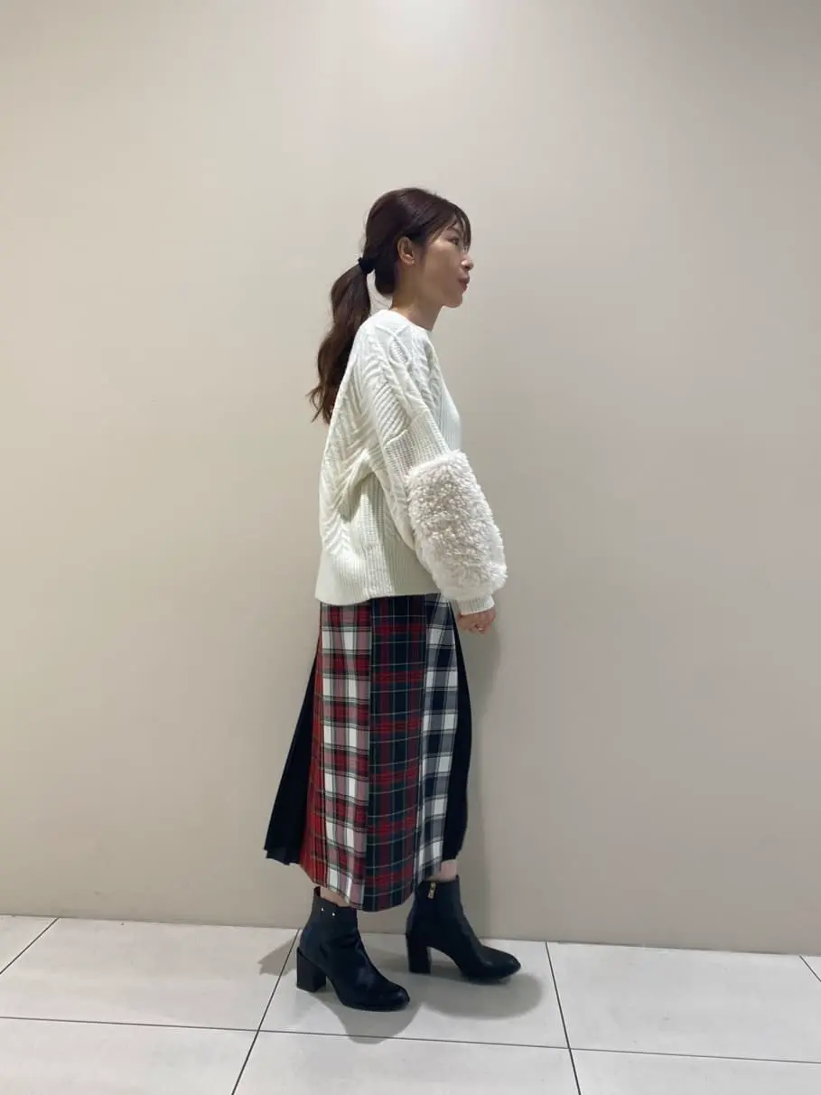 GRACE CONTINENTAL The Banquet 泉　智子 コーディネート画像