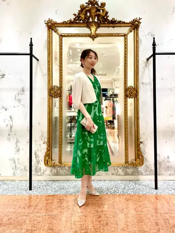 GRACE CONTINENTAL The Banquet eri コーディネート画像