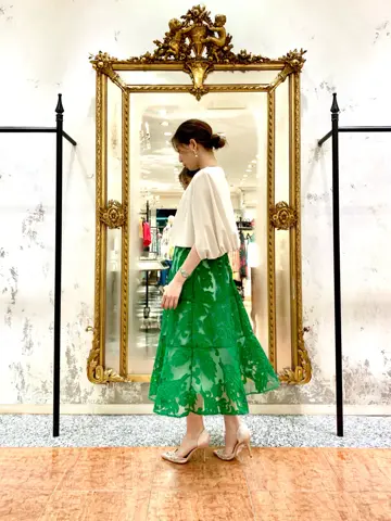 GRACE CONTINENTAL The Banquet eri コーディネート画像