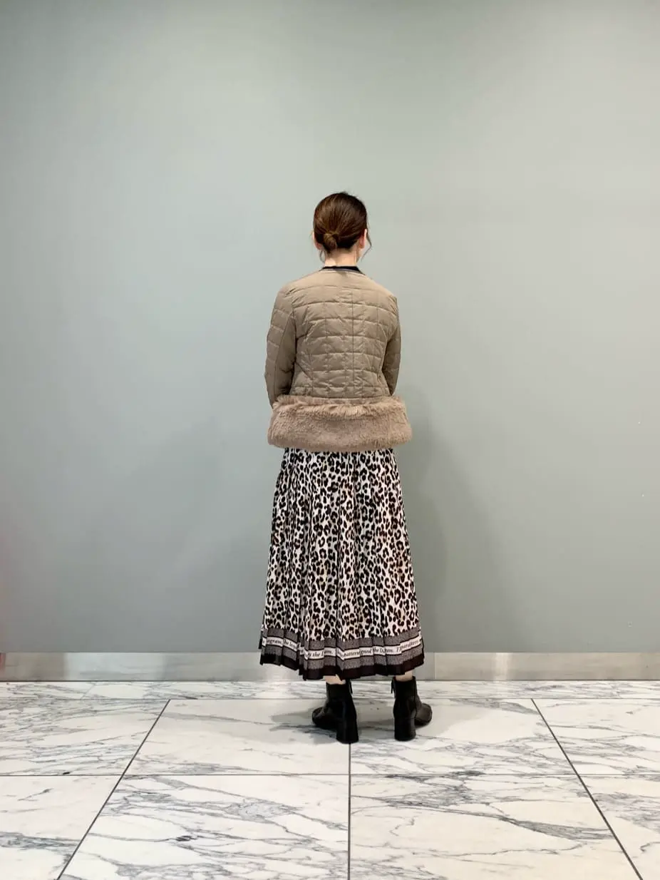 GRACE CONTINENTAL The Banquet eri コーディネート画像