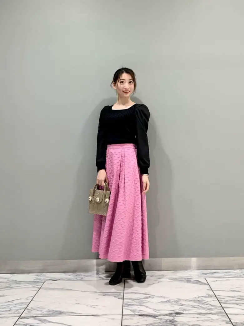 GRACE CONTINENTAL The Banquet eri コーディネート画像