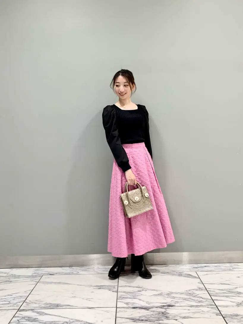 GRACE CONTINENTAL The Banquet eri コーディネート画像