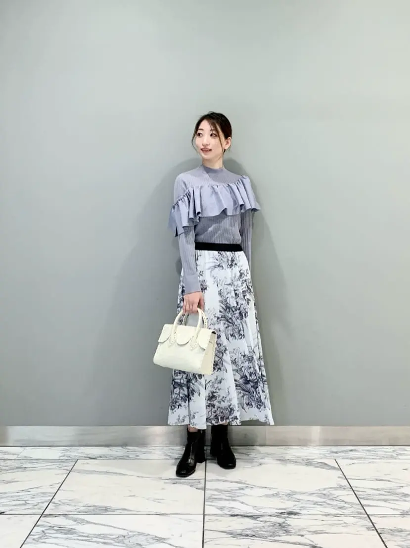 GRACE CONTINENTAL The Banquet eri コーディネート画像