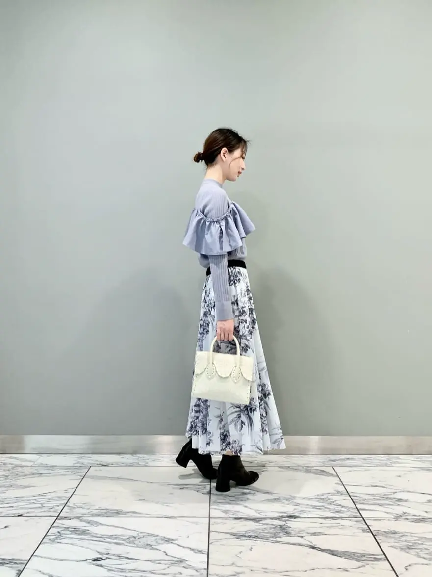 GRACE CONTINENTAL The Banquet eri コーディネート画像