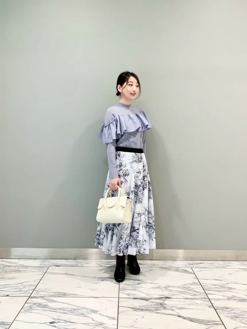 GRACE CONTINENTAL The Banquet eri コーディネート画像