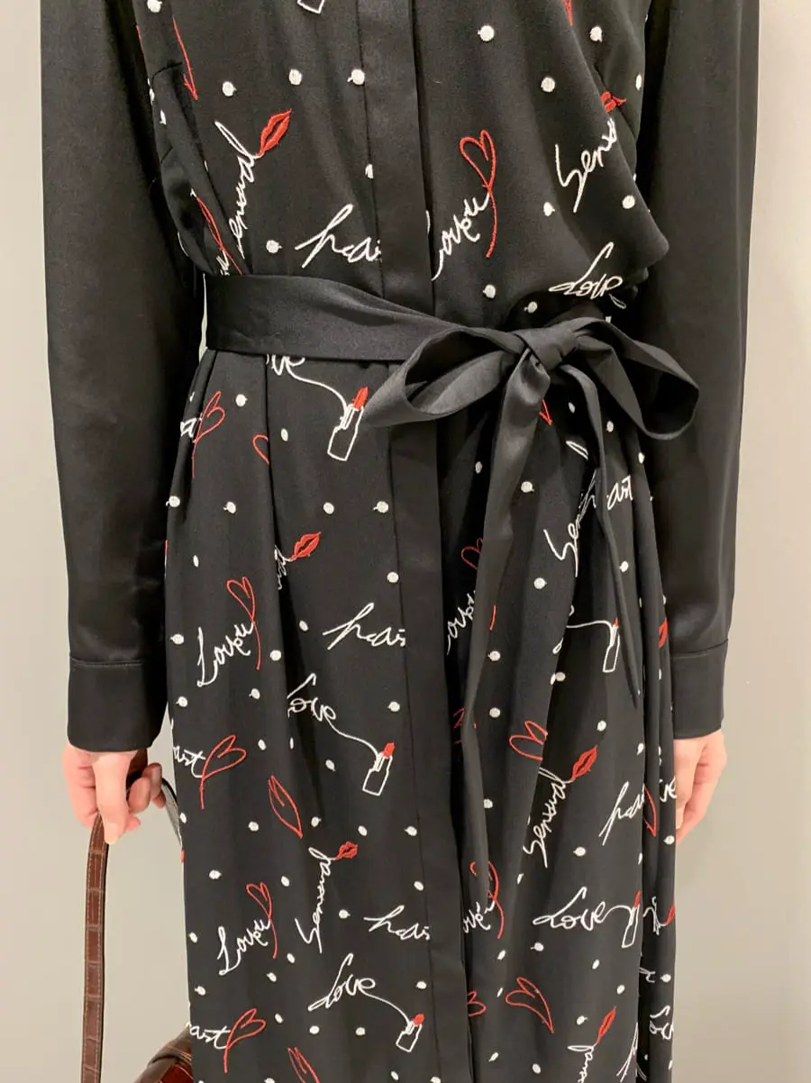 GRACE CONTINENTAL The Banquet eri コーディネート画像