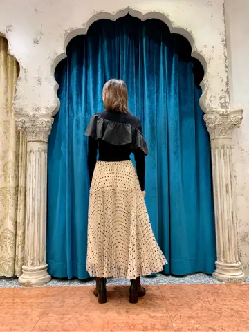 GRACE CONTINENTAL The Banquet eri コーディネート画像