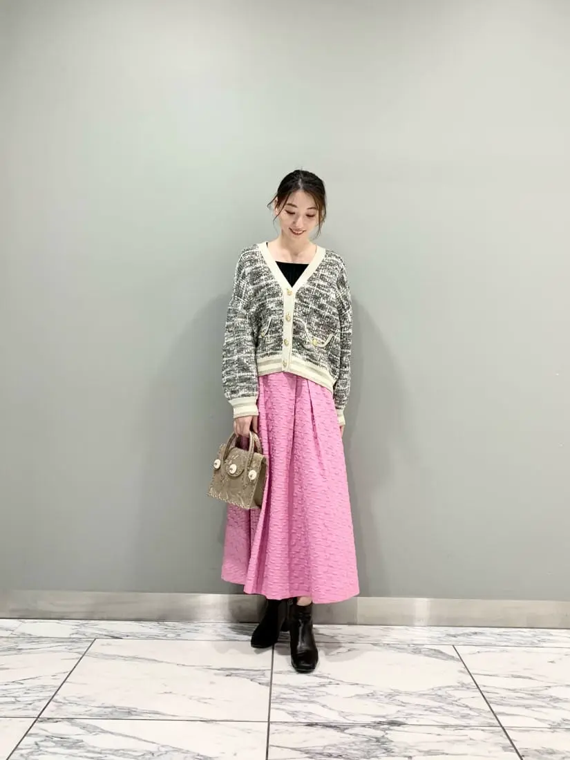 GRACE CONTINENTAL The Banquet eri コーディネート画像