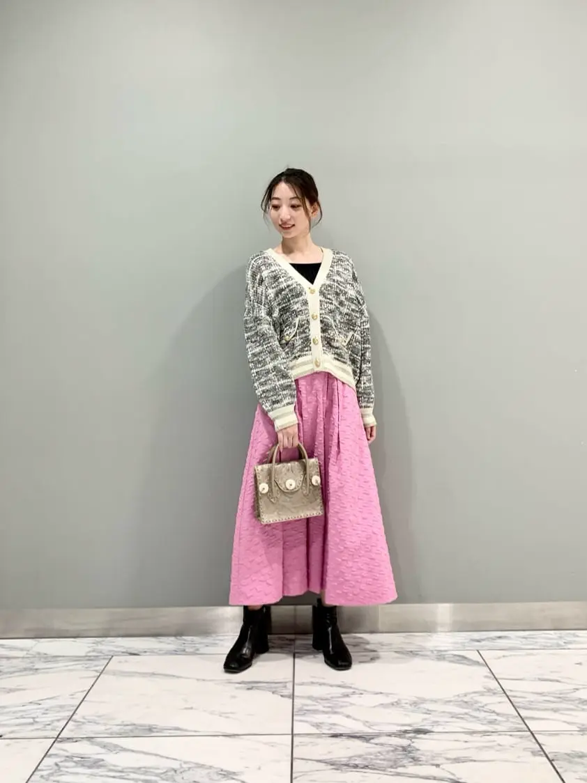 GRACE CONTINENTAL The Banquet eri コーディネート画像