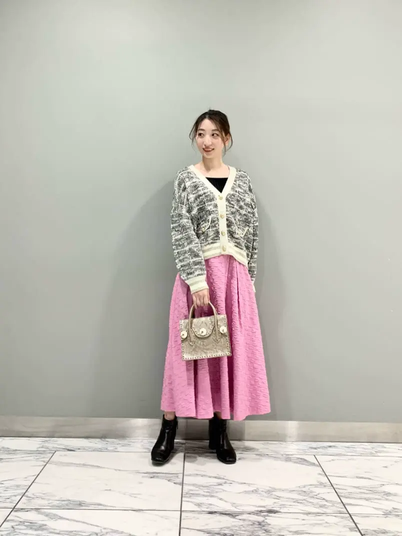 GRACE CONTINENTAL The Banquet eri コーディネート画像