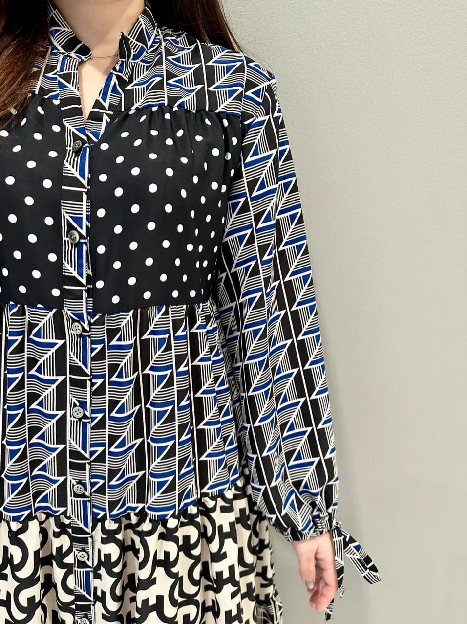 GRACE CONTINENTAL The Banquet 中根　里帆 コーディネート画像