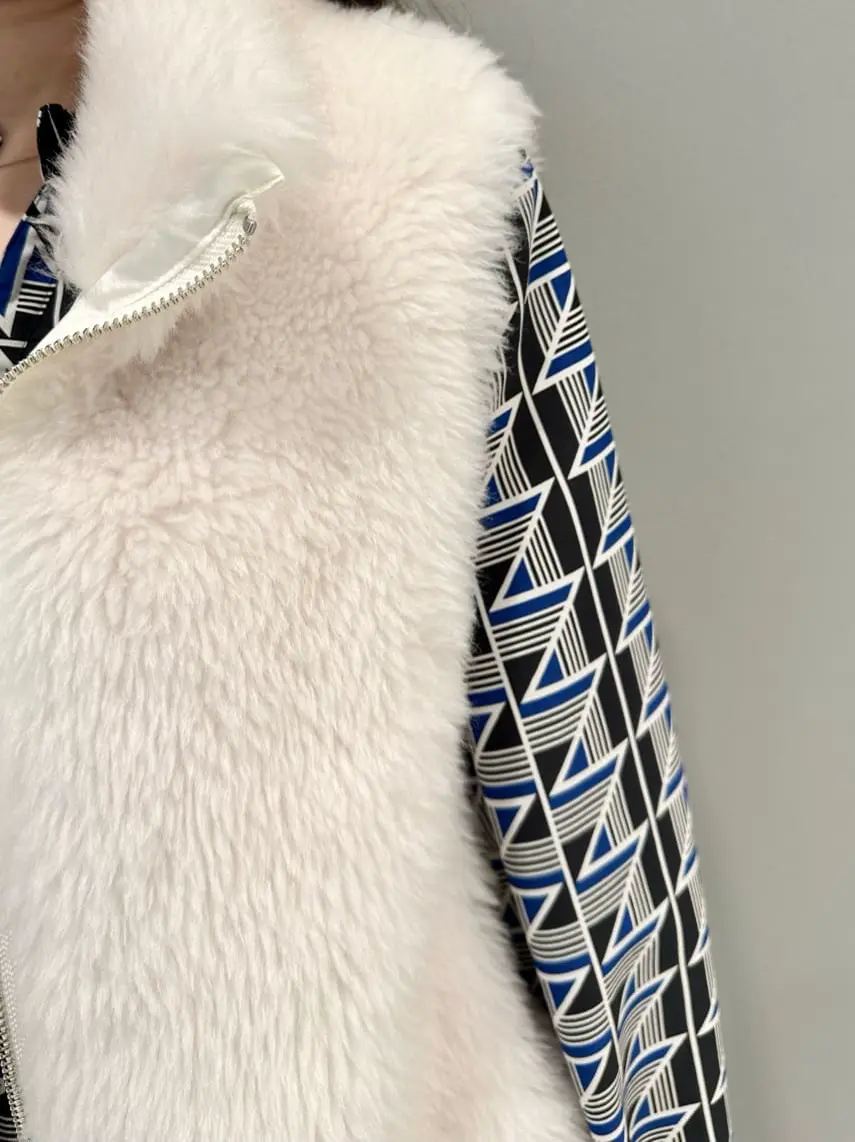 GRACE CONTINENTAL The Banquet 中根　里帆 コーディネート画像