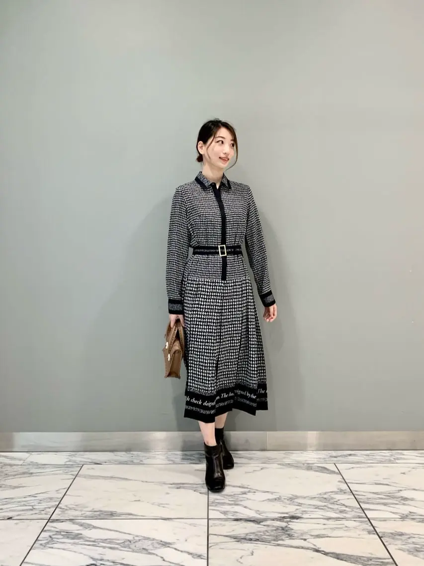 GRACE CONTINENTAL The Banquet eri コーディネート画像