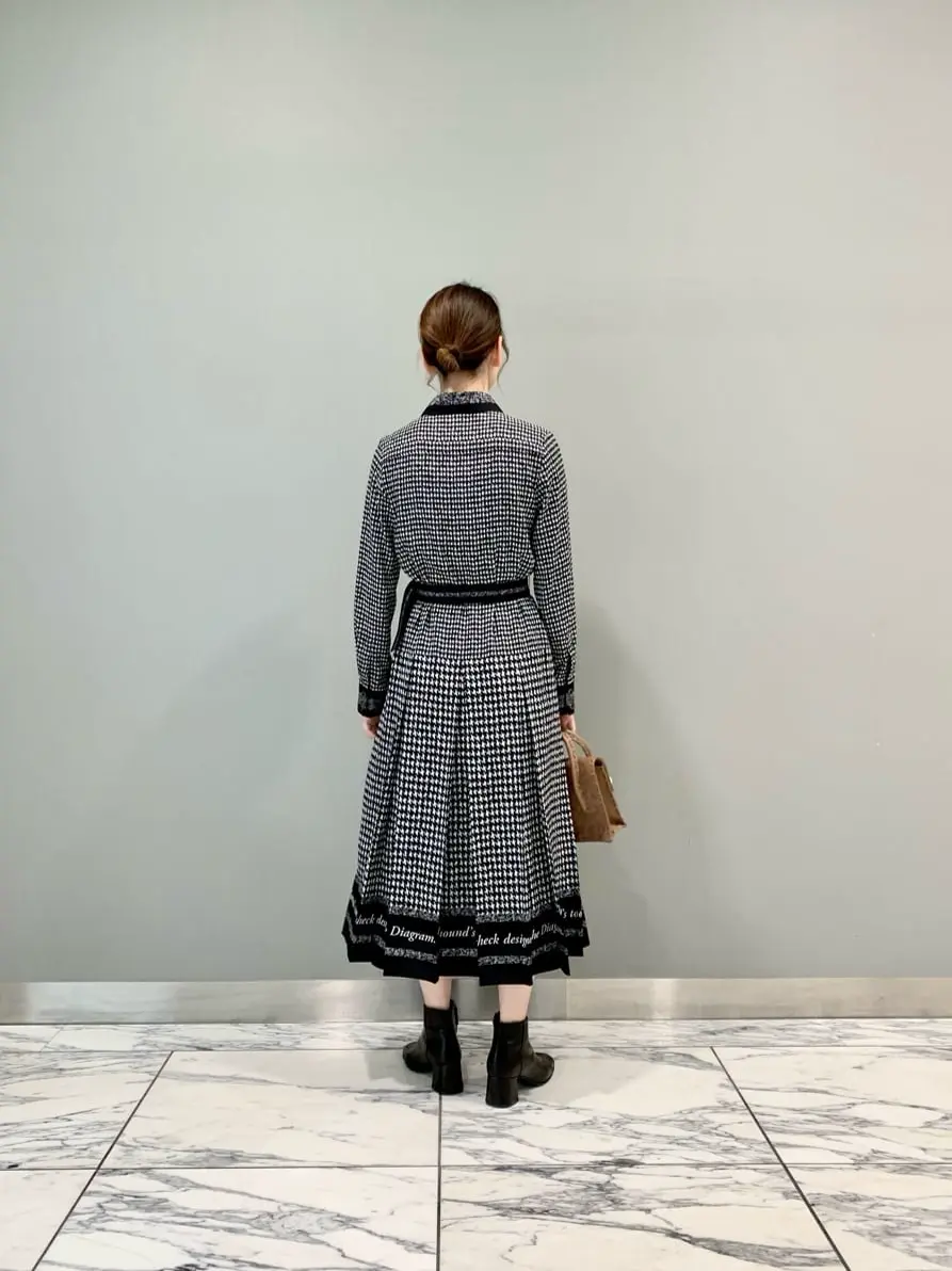 GRACE CONTINENTAL The Banquet eri コーディネート画像