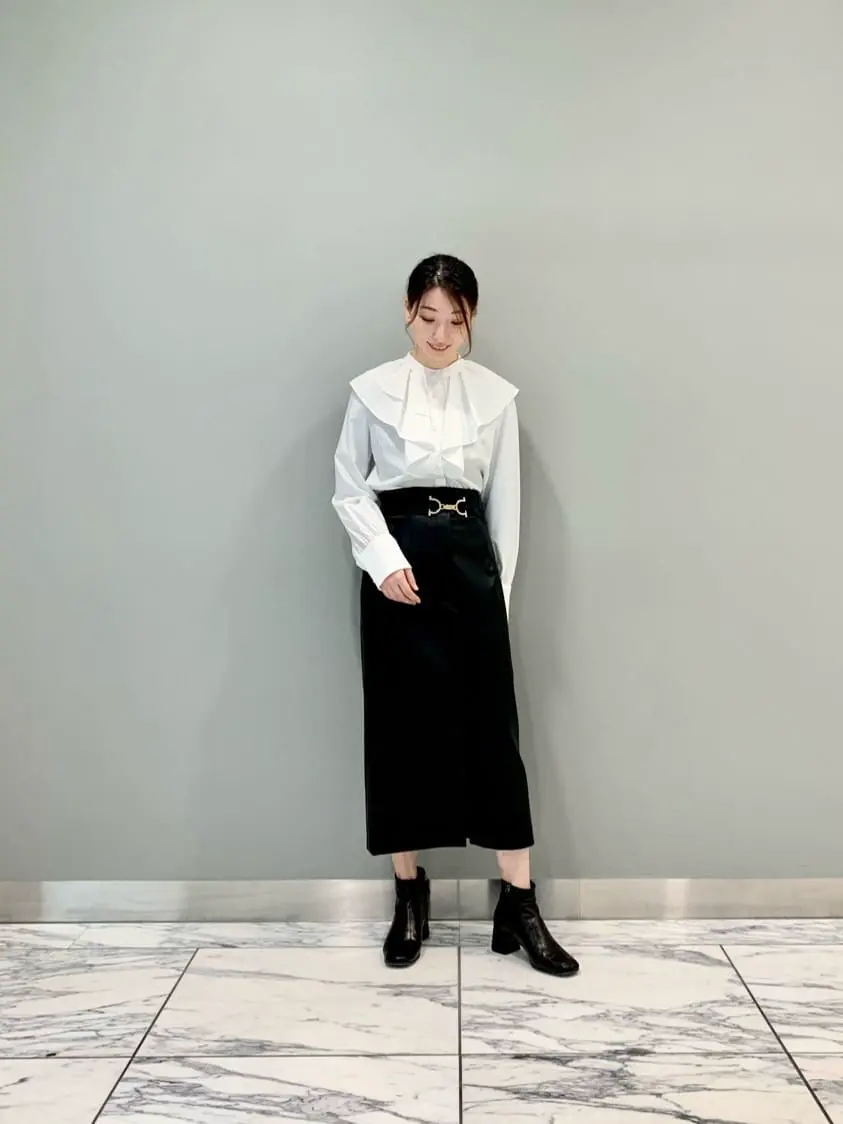 GRACE CONTINENTAL The Banquet eri コーディネート画像