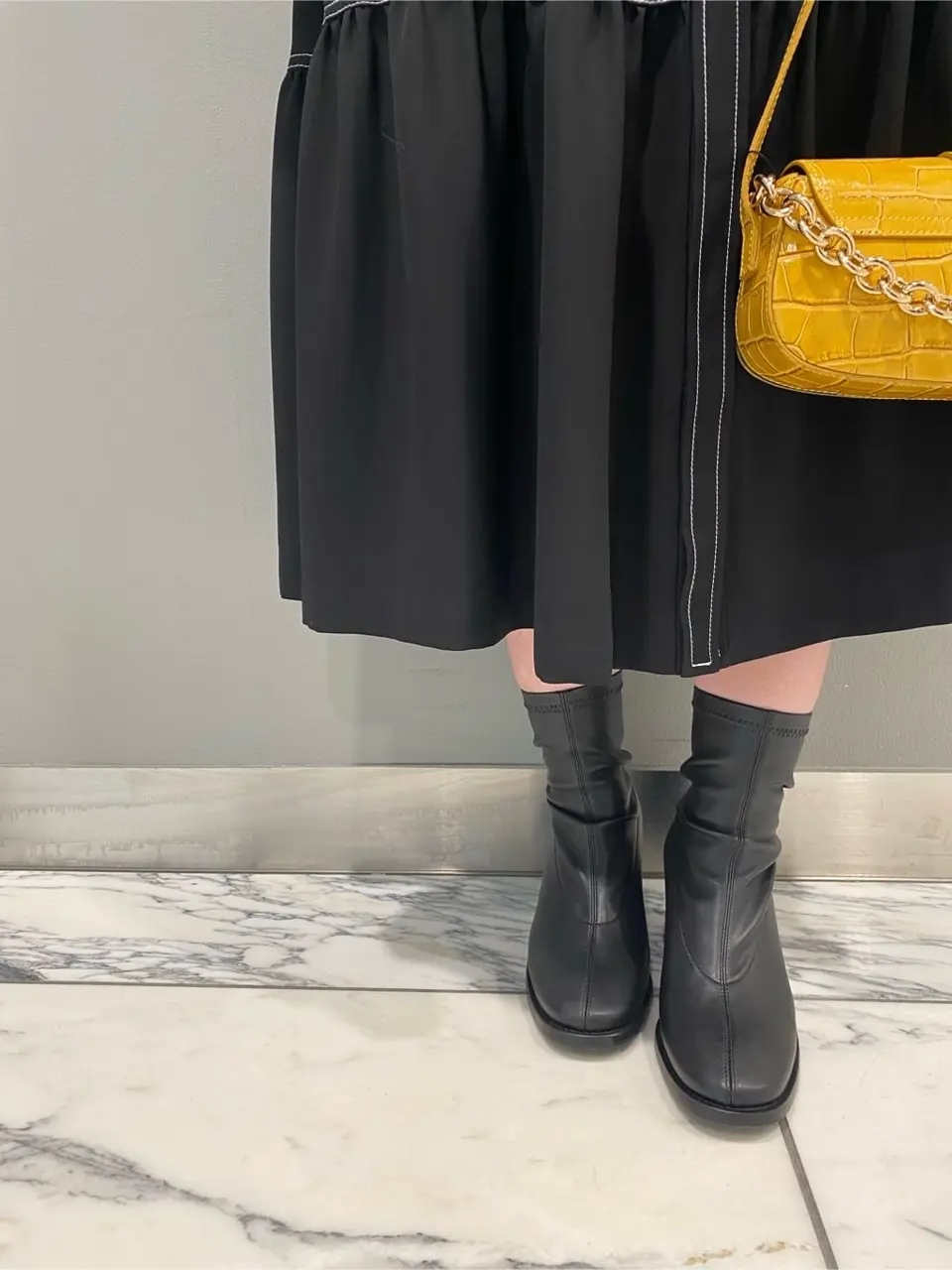 GRACE CONTINENTAL The Banquet 中根　里帆 コーディネート画像