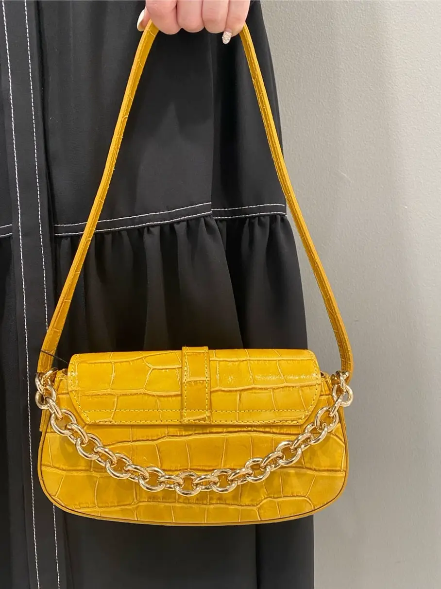 GRACE CONTINENTAL The Banquet 中根　里帆 コーディネート画像