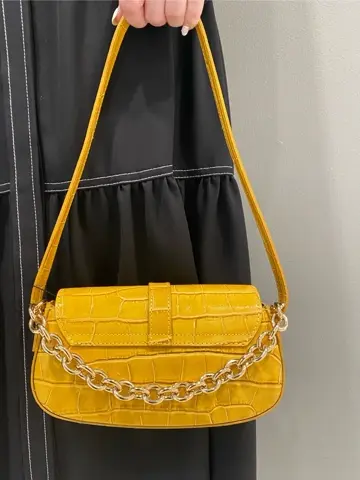 GRACE CONTINENTAL The Banquet 中根　里帆 コーディネート画像