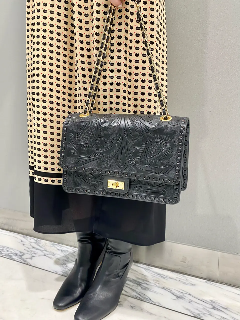 GRACE CONTINENTAL The Banquet 中根　里帆 コーディネート画像