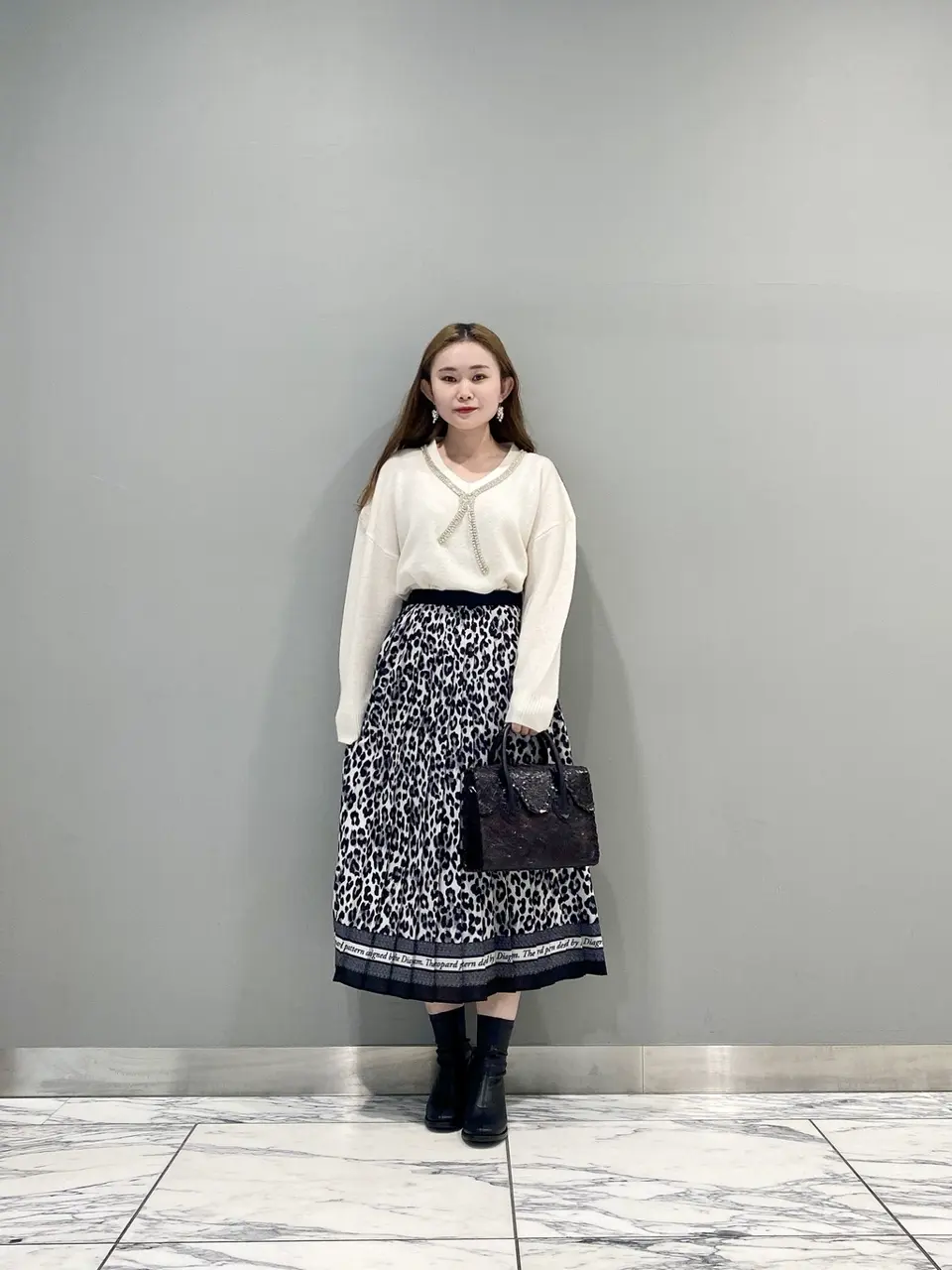 GRACE CONTINENTAL The Banquet 中根　里帆 コーディネート画像