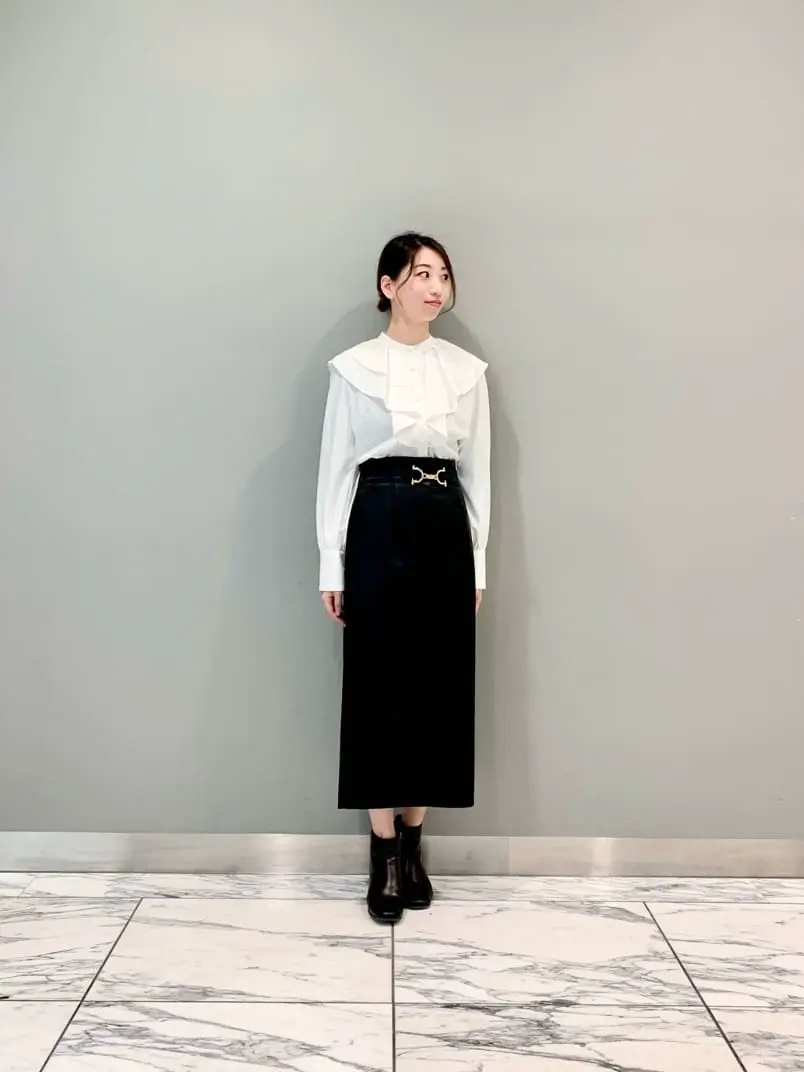 GRACE CONTINENTAL The Banquet eri コーディネート画像