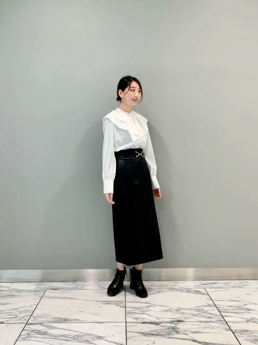 GRACE CONTINENTAL The Banquet eri コーディネート画像