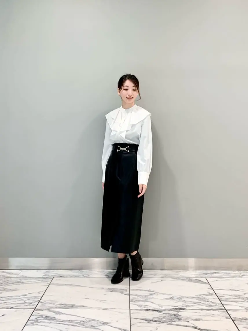 GRACE CONTINENTAL The Banquet eri コーディネート画像