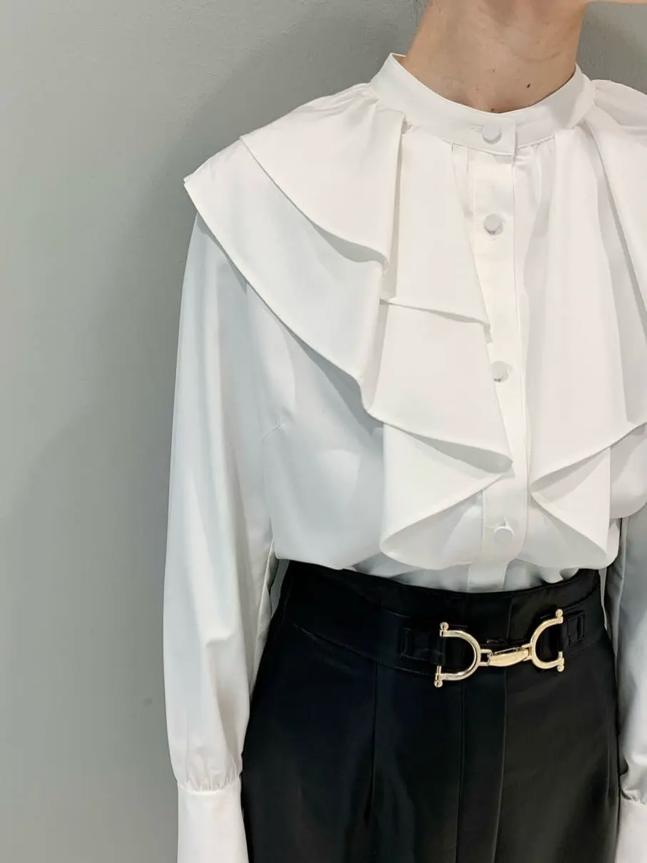 GRACE CONTINENTAL The Banquet eri コーディネート画像