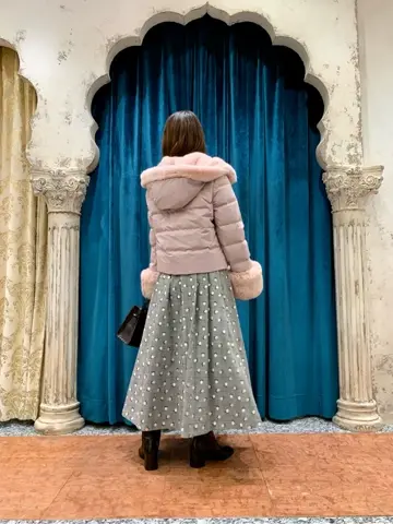 GRACE CONTINENTAL The Banquet eri コーディネート画像