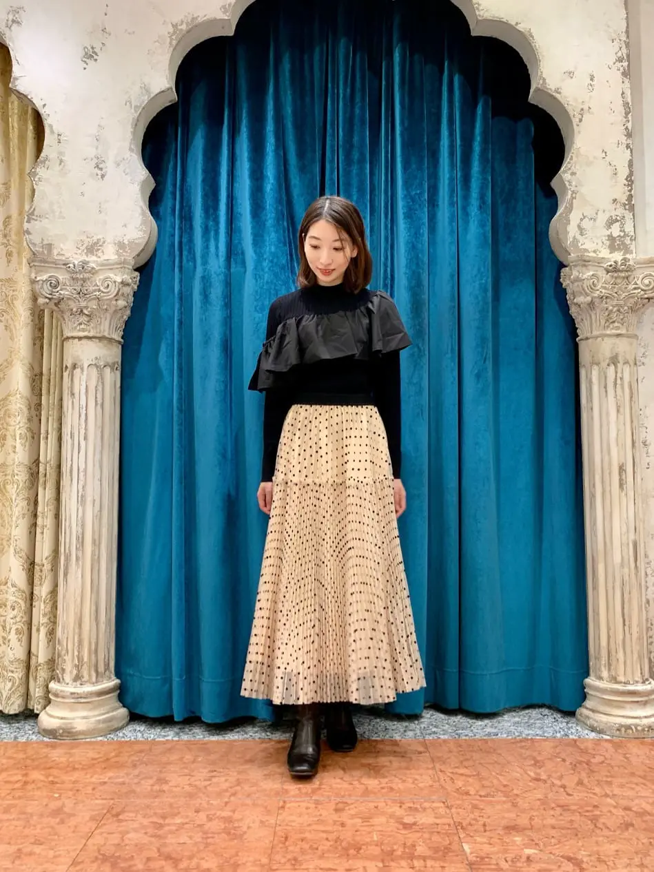 GRACE CONTINENTAL The Banquet eri コーディネート画像