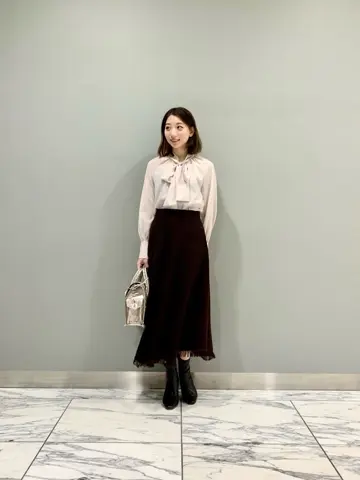 GRACE CONTINENTAL The Banquet eri コーディネート画像