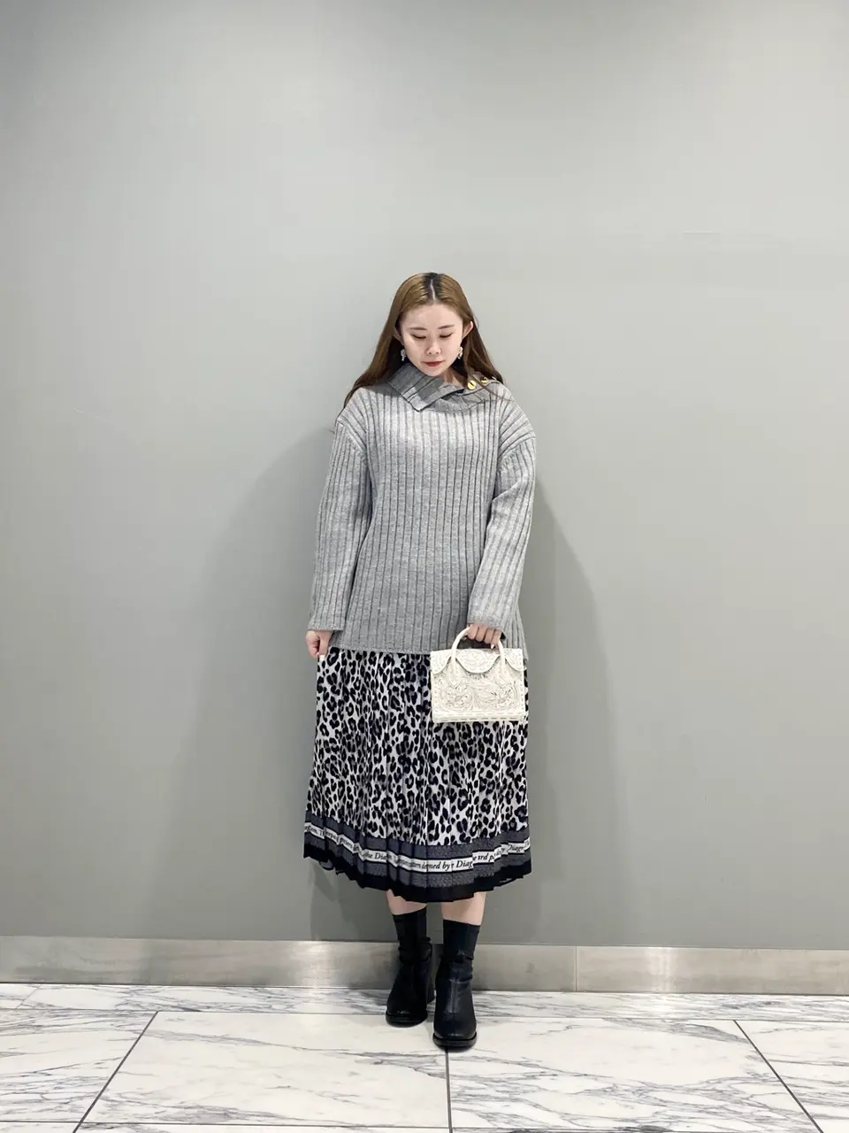 GRACE CONTINENTAL The Banquet 中根　里帆 コーディネート画像