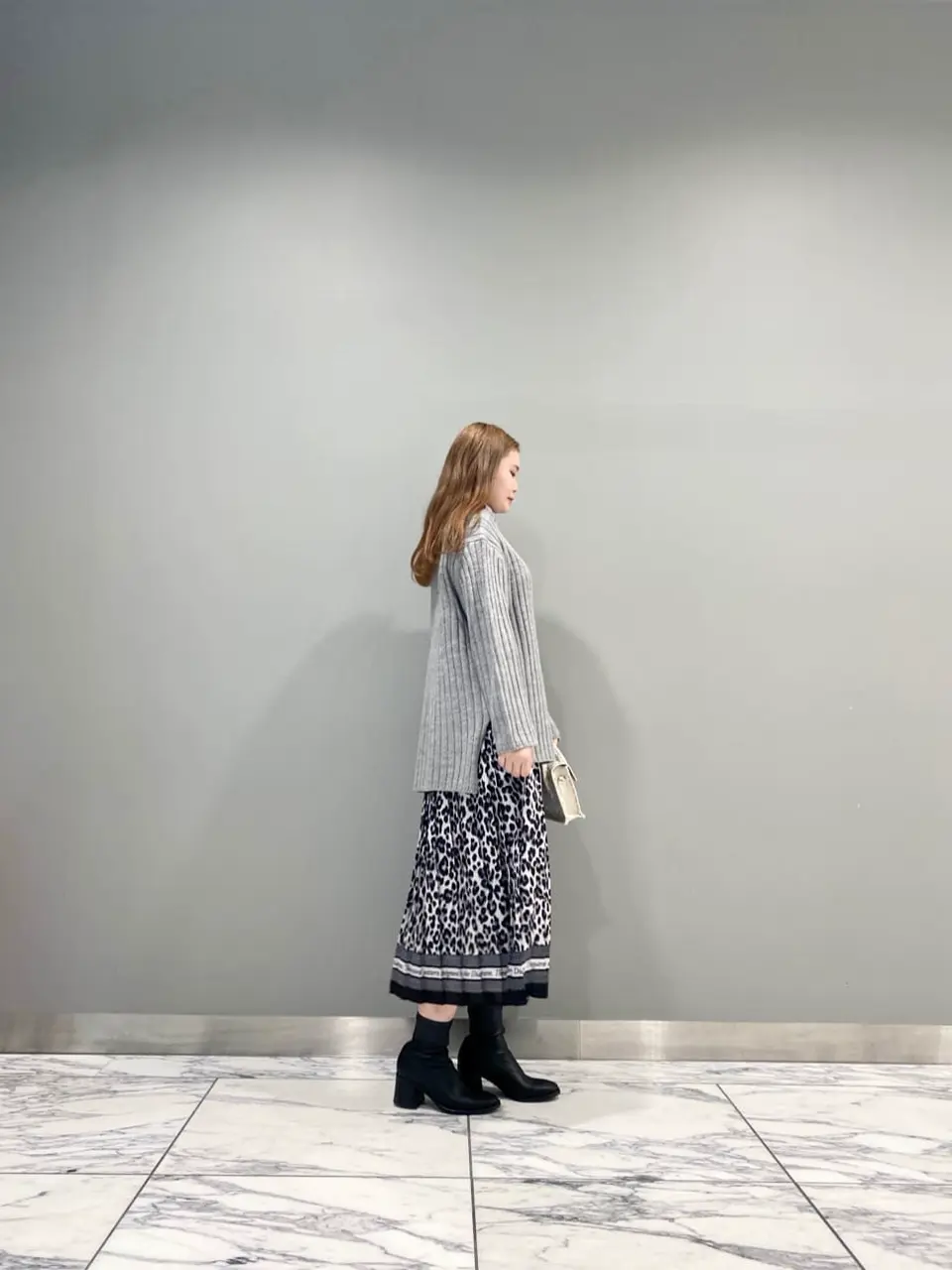 GRACE CONTINENTAL The Banquet 中根　里帆 コーディネート画像