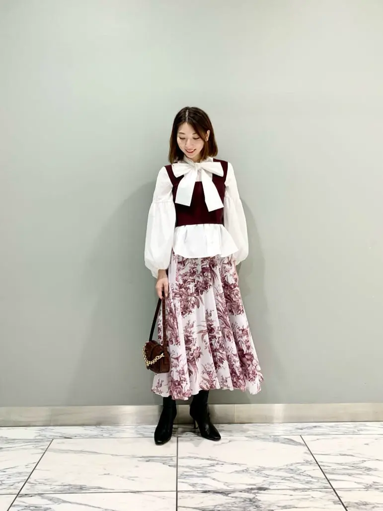 GRACE CONTINENTAL The Banquet eri コーディネート画像