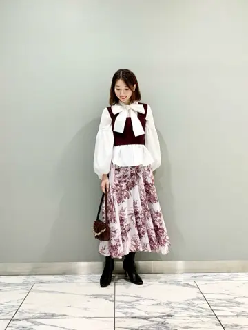 GRACE CONTINENTAL The Banquet eri コーディネート画像