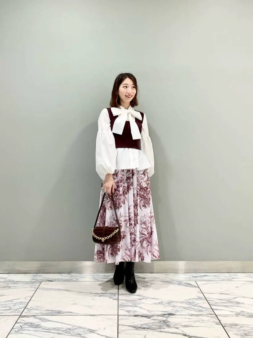 GRACE CONTINENTAL The Banquet eri コーディネート画像