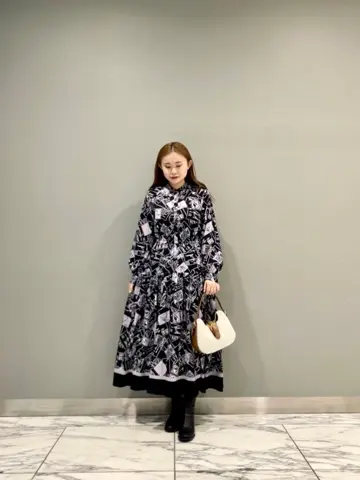 GRACE CONTINENTAL The Banquet 中根　里帆 コーディネート画像