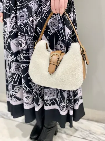 GRACE CONTINENTAL The Banquet 中根　里帆 コーディネート画像