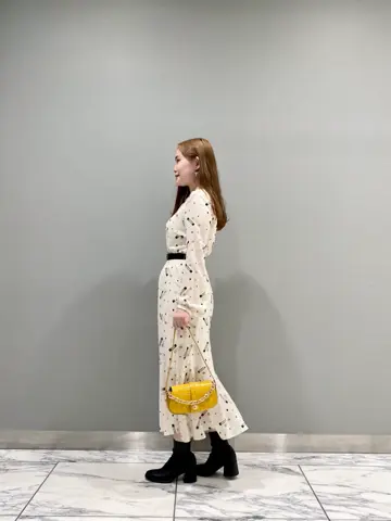 GRACE CONTINENTAL The Banquet 中根　里帆 コーディネート画像