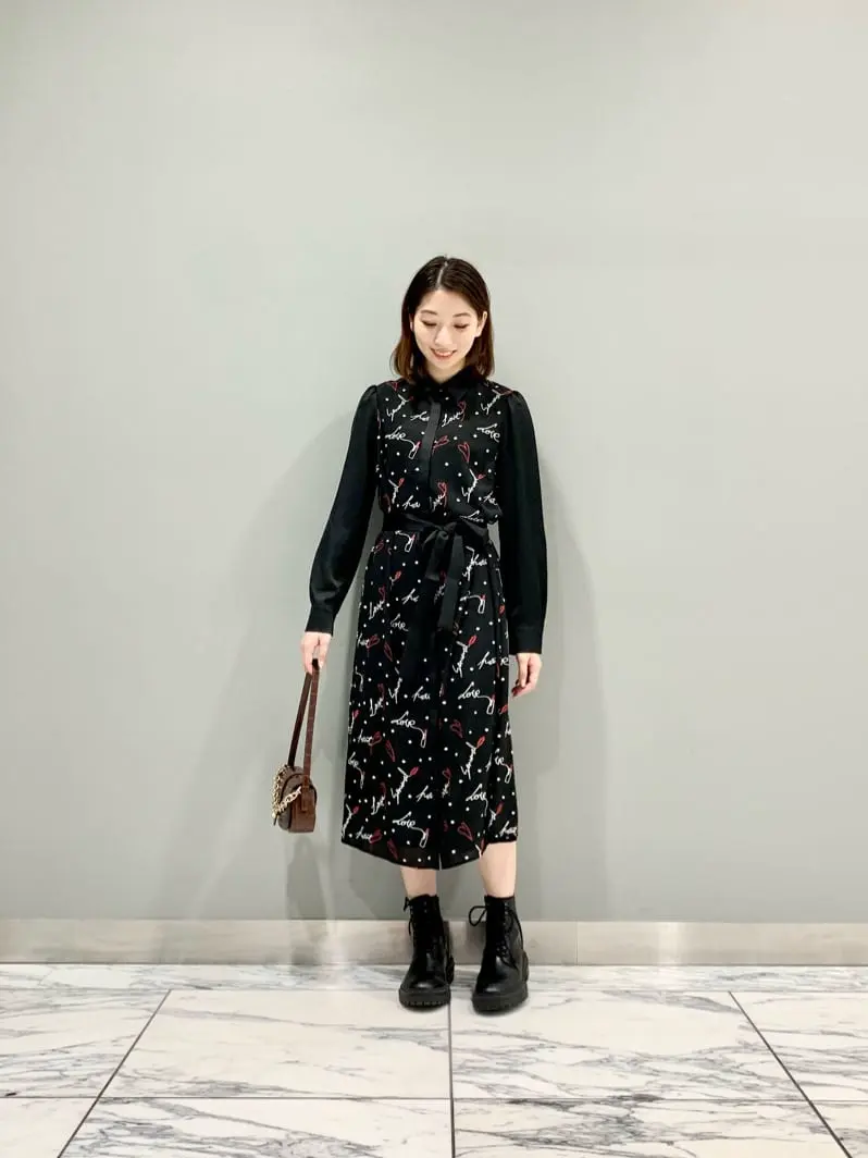 GRACE CONTINENTAL The Banquet eri コーディネート画像