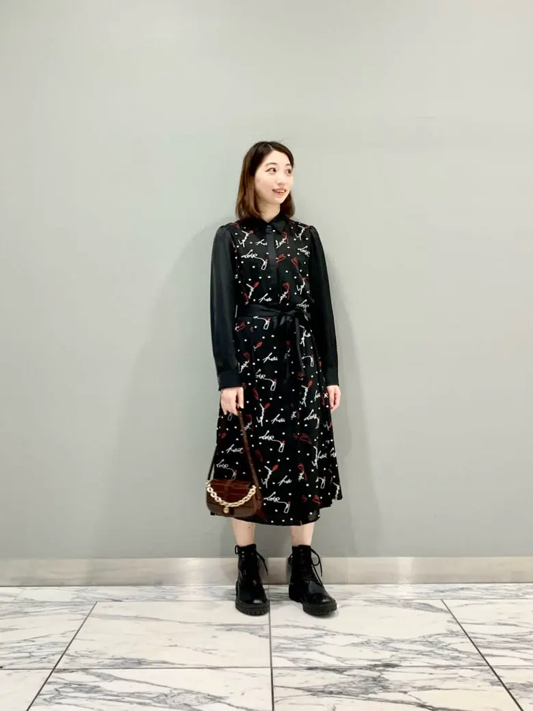 GRACE CONTINENTAL The Banquet eri コーディネート画像