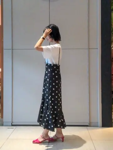 GRACE CONTINENTAL The Banquet 尾田亜沙美 コーディネート画像