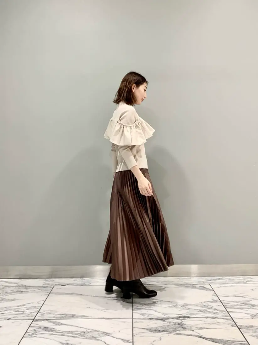 GRACE CONTINENTAL The Banquet eri コーディネート画像