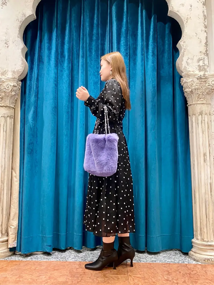 GRACE CONTINENTAL The Banquet 中根　里帆 コーディネート画像