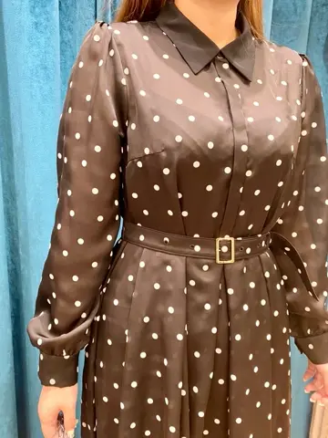 GRACE CONTINENTAL The Banquet 中根　里帆 コーディネート画像